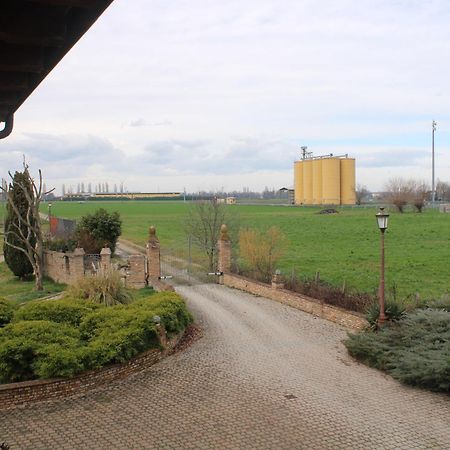 Parma Country Room Montechiarugolo 外观 照片